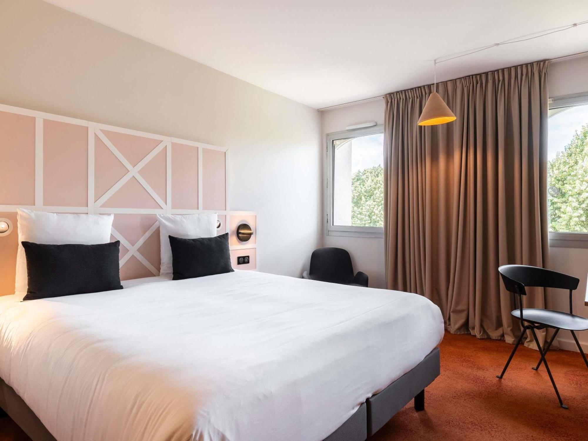 Classic Double Room,1704874778:JPEG